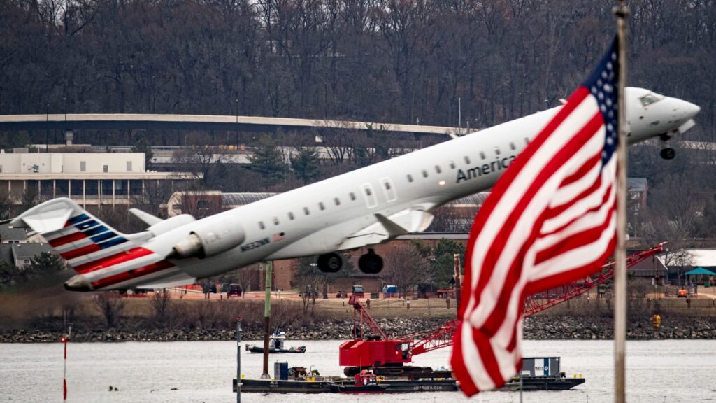 Dot Secretary talte med Musk om Airspace Reform