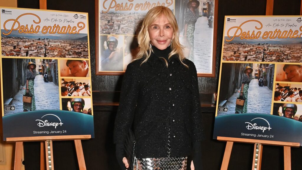 Sting kone på den nyeste film, der viser ny side til Napoli