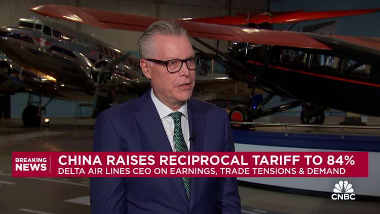 Delta Air Lines CEO Ed Bastian: Vi handler som om vi går ind i en recession