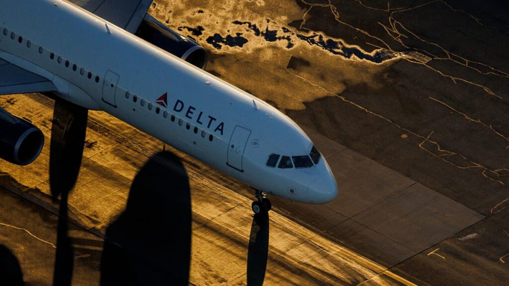Delta lancerer ‘basic business’ uden loungeadgang, sædevalg