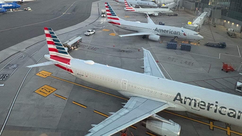 American Airlines (AAL) indtjening i andet kvartal 2026